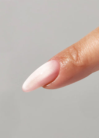The Gelbottle Cherish Magnetic Top Coat byfay